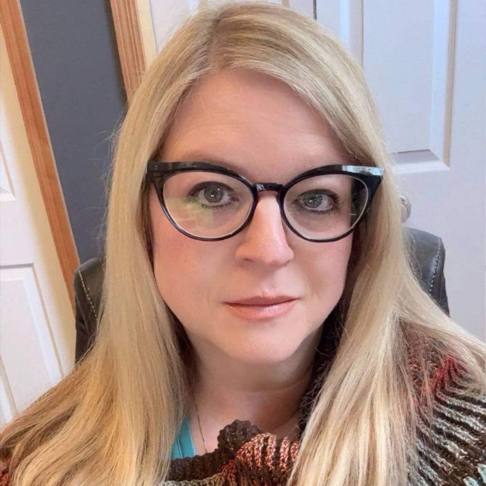 Meet your Posher, Teresa